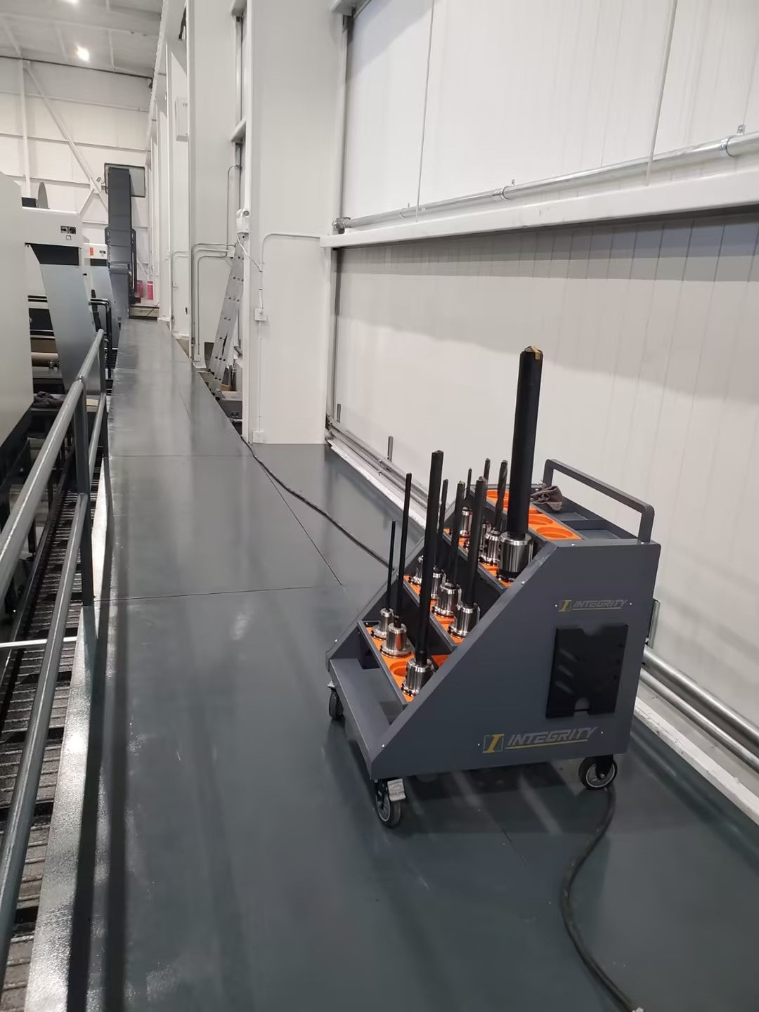 Why Every CNC Machinist Needs a Solid Tool Trolley? – LYREIGN CNC Tool Cart